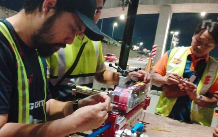 Jetting V3 fiber blowing crew